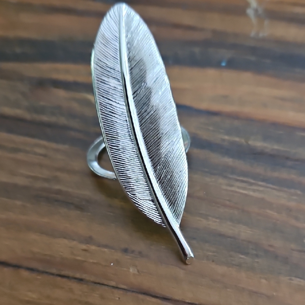 Vintage Silver Feather Ring